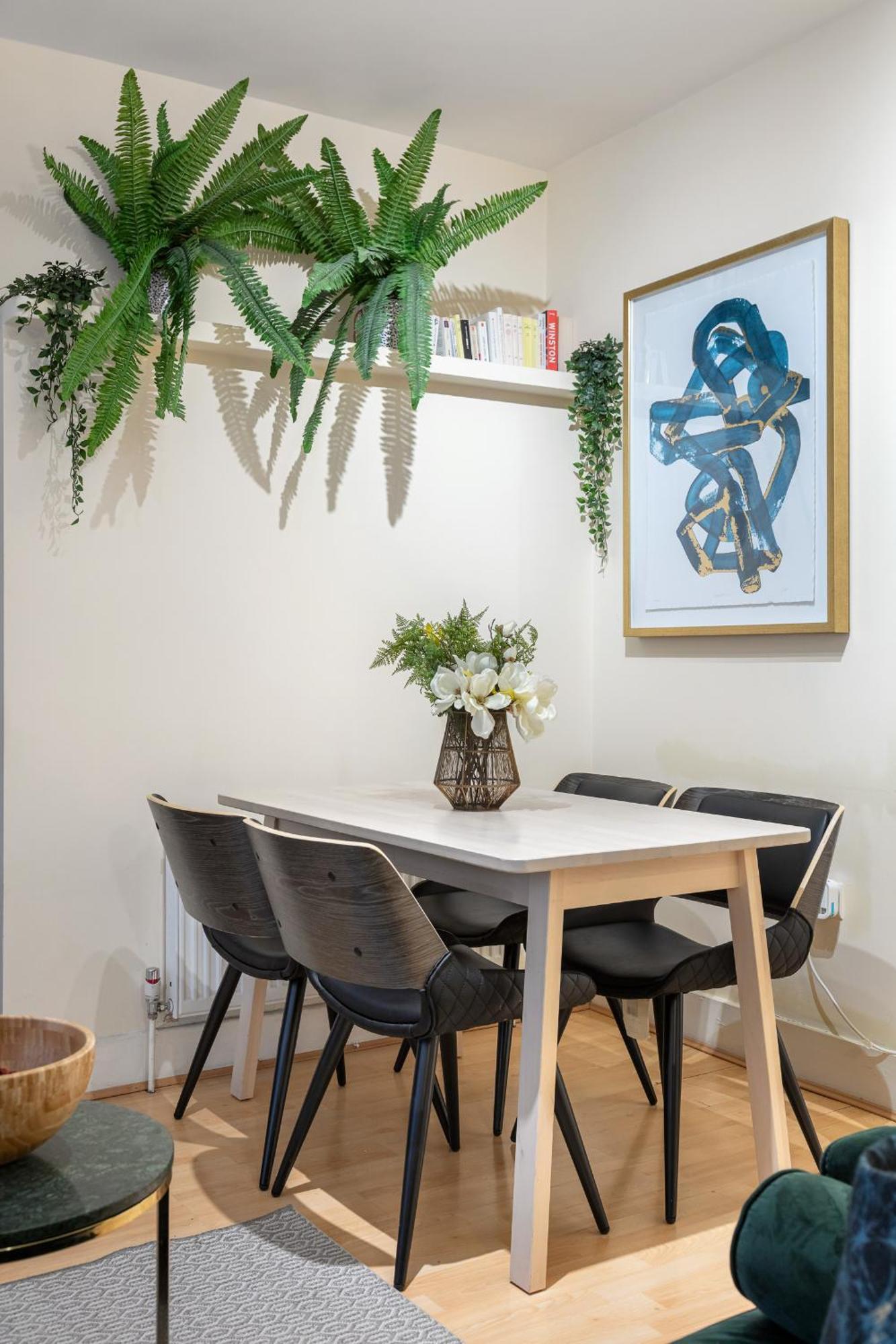 Elegant Kensington Apartment With Patio London Bagian luar foto